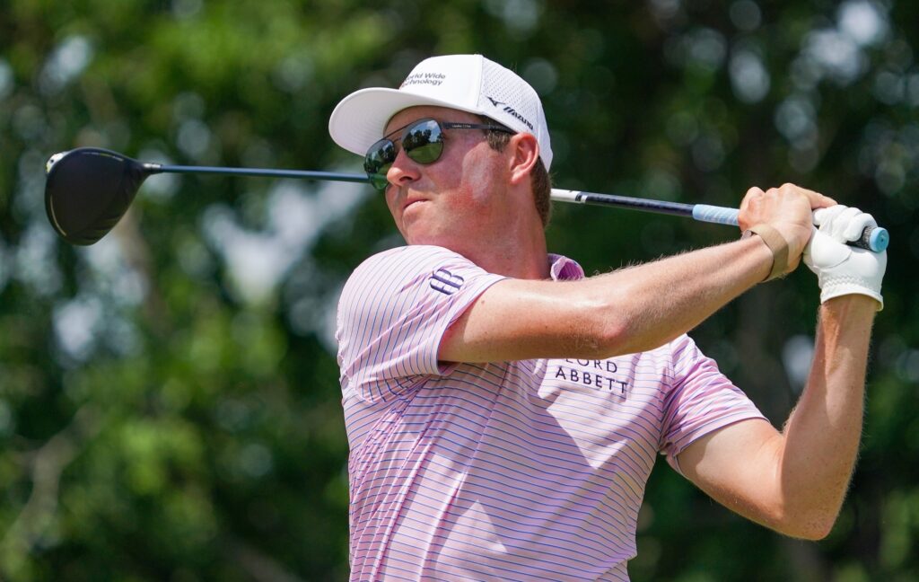 Griffin & Schmid: Still Locked, Still Leading - Golfer Insight Griffin & Schmid: Still Locked, Still Leading
