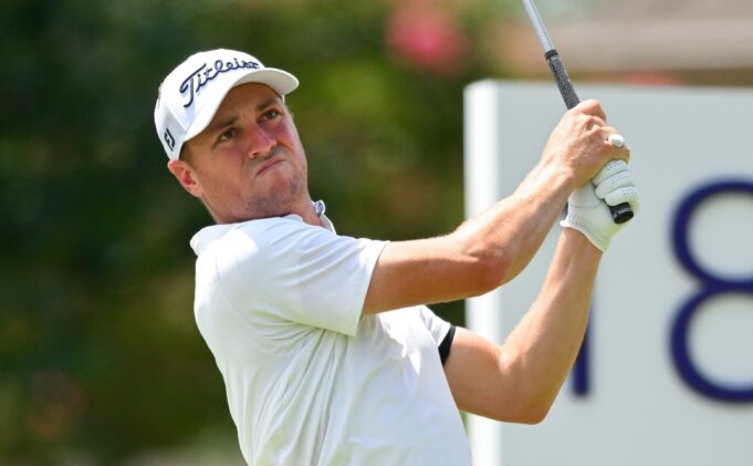 Justin Thomas Tells Hilarious Tiger Woods Story