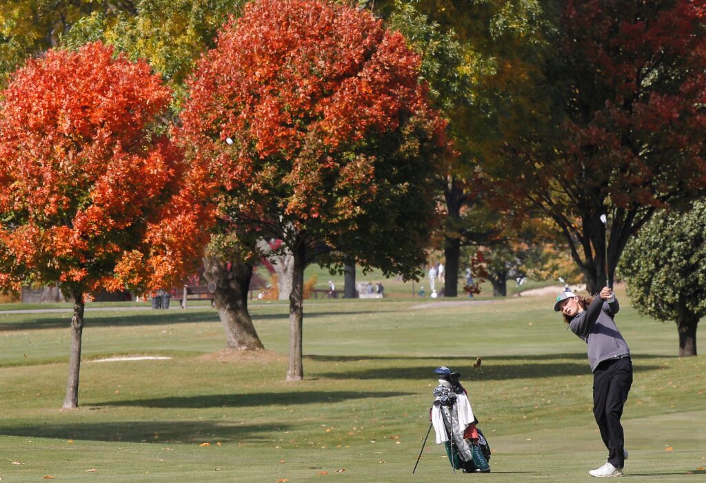 Autumn Golf Courses Look Like Art You Can Walk On