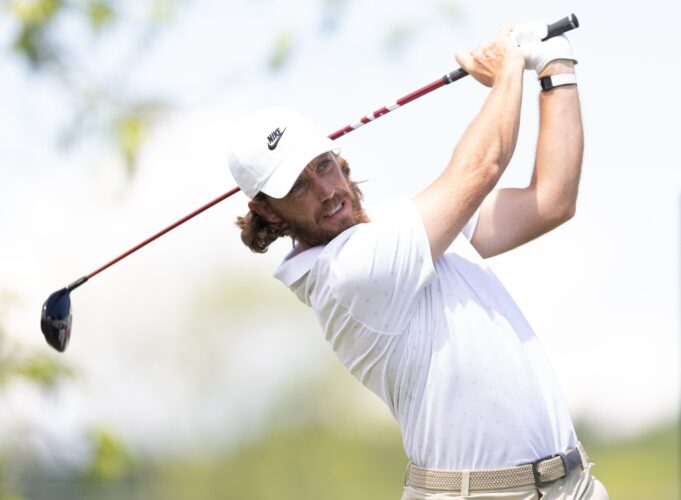 Fleetwood, Lowry Share Lead After Eventful First Round