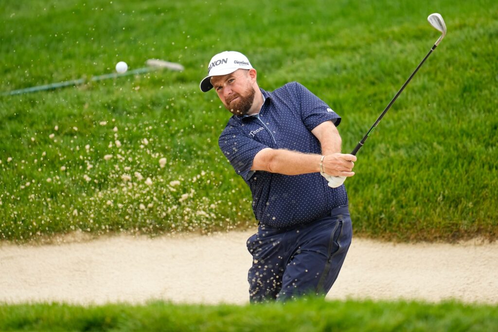 Fleetwood and Lowry Light Up the Desert