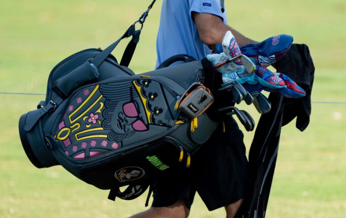 Your Golf Bag Checklist: Must-Haves and No-Go Items