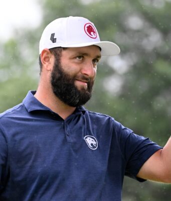 8 LIV Golf Stars Take Major Deal 8 LIV Golf Stars Take Major Deal