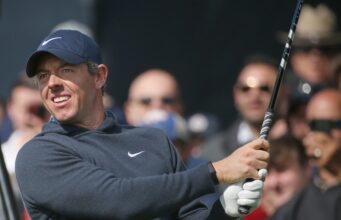 Rory McIlroy Spotted Doing Something Weird Before Tee-Off Rory McIlroy Spotted Doing Something Weird Before Tee-Off