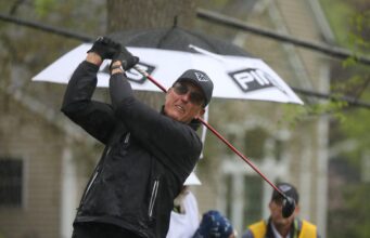 Phil Mickelson Issues Worrying Statement Amid Health Matter Phil Mickelson Issues Worrying Statement Amid Health Matter
