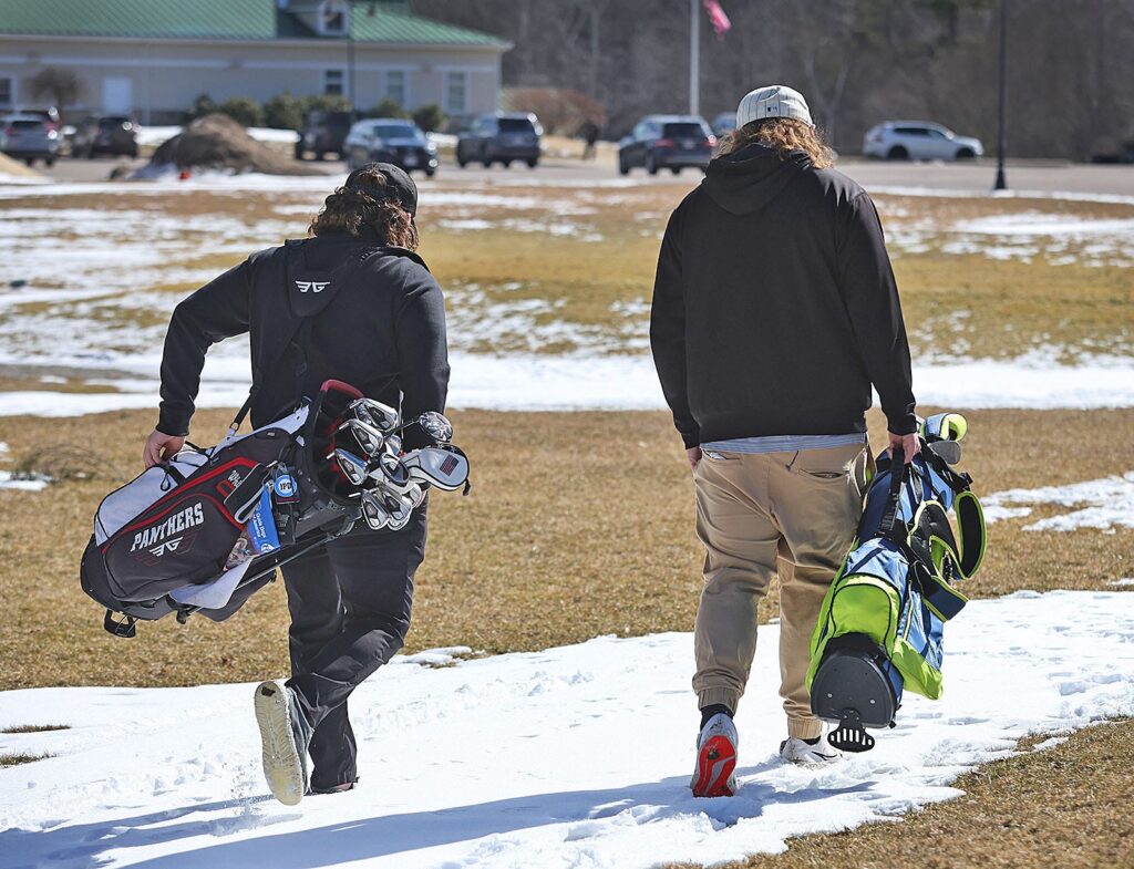 Mountain Views, High Desert Fairways, and Alpine Escapes - Golfer Insight Mountain Views, High Desert Fairways, and Alpine Escapes