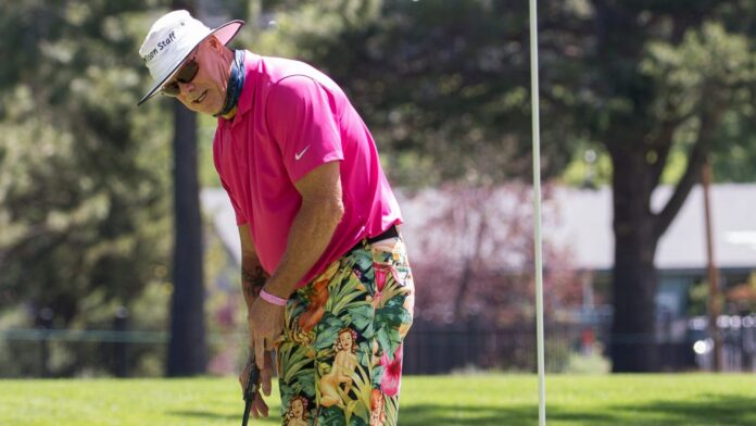 Does Minimalist Gear Wins On The Course?