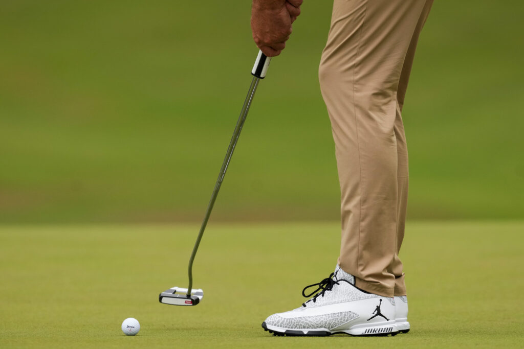 Stop Chasing Every Number - Golfer Insight Stop Chasing Every Number